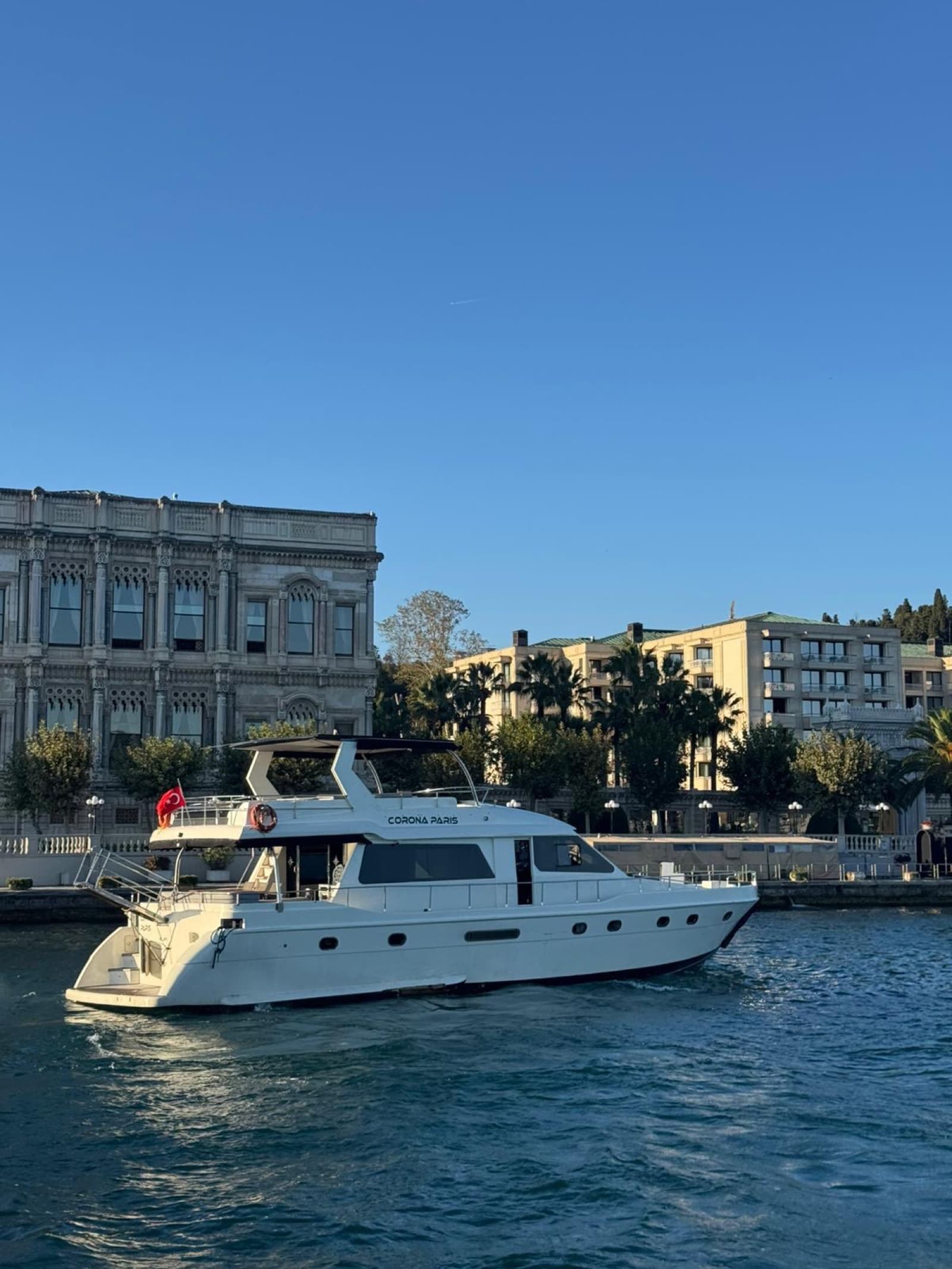 Boğaz Grup Yatı · 36 Kişi exterior view 2 — 36-guest charter yacht for medium-sized group sailings on the Bosphorus