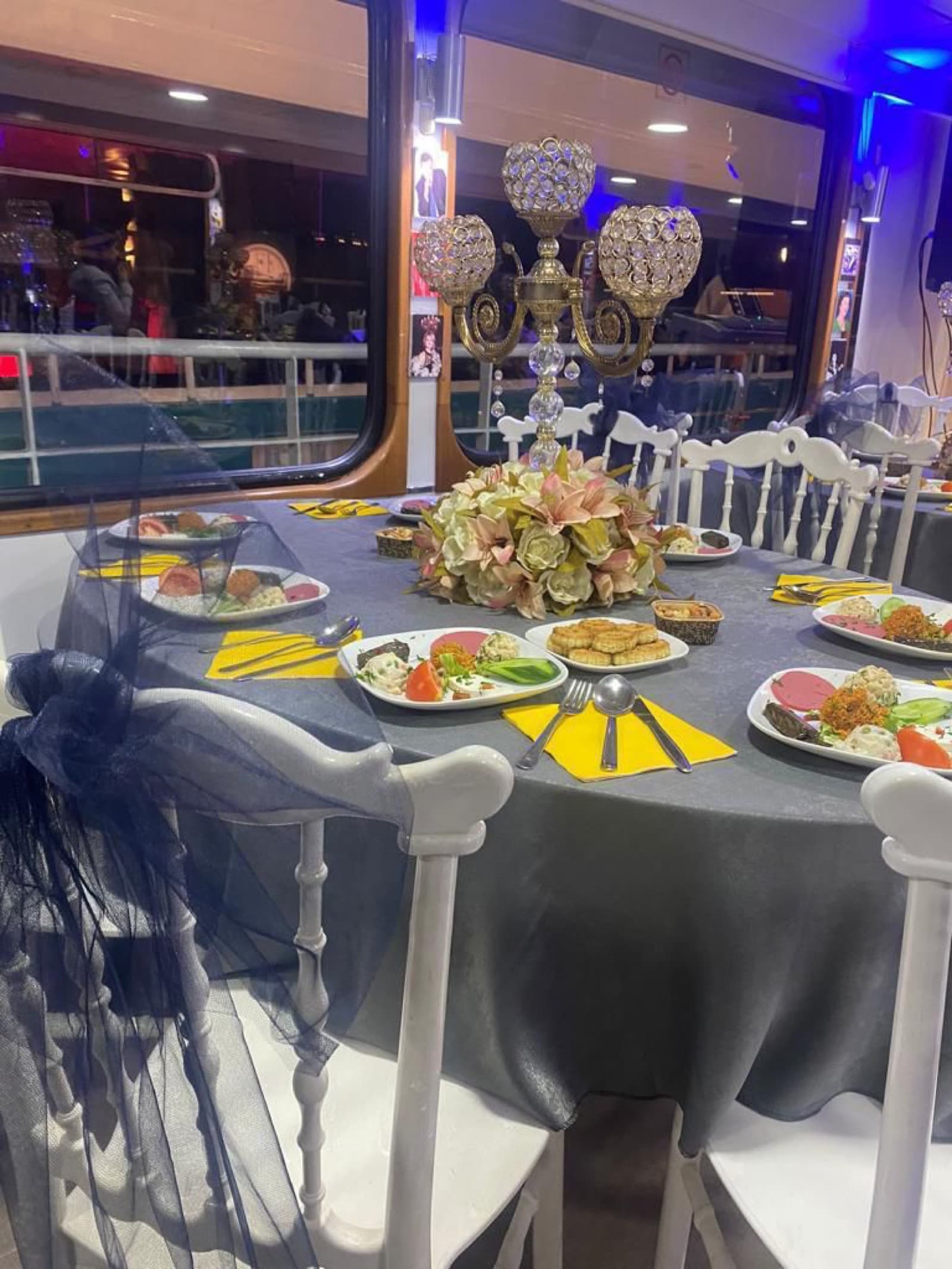 Bosporus Mega-Event-Yacht · 150 interior view 5 — 150-guest mega event yacht for large Bosphorus celebrations and galas