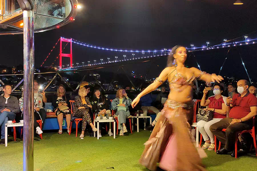 Bosphorus Dinner Cruise & Turkish Night 2