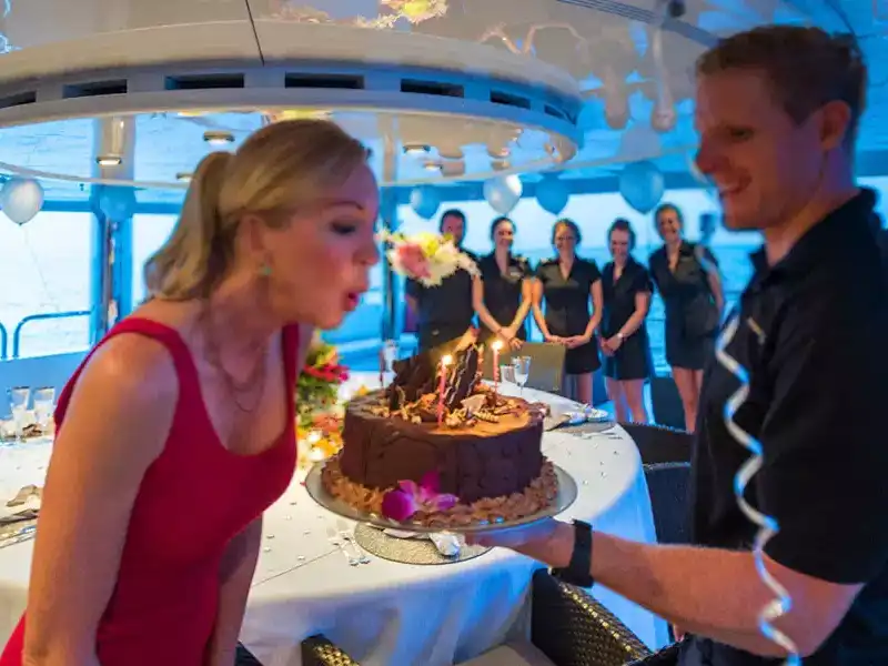 Yacht Birthday Party Istanbul — Bosphorus tour in Istanbul